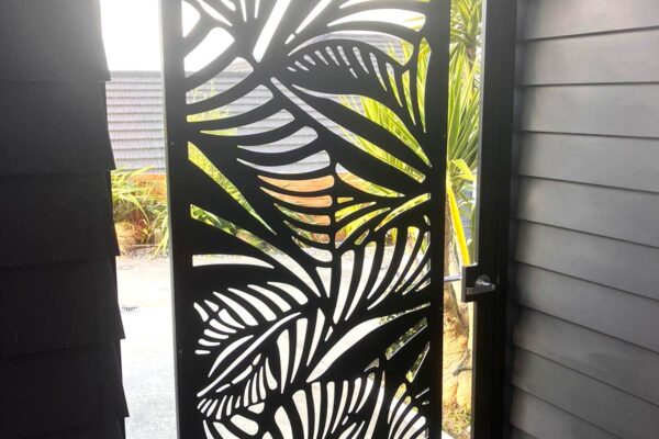 laser-cut-screen-gate